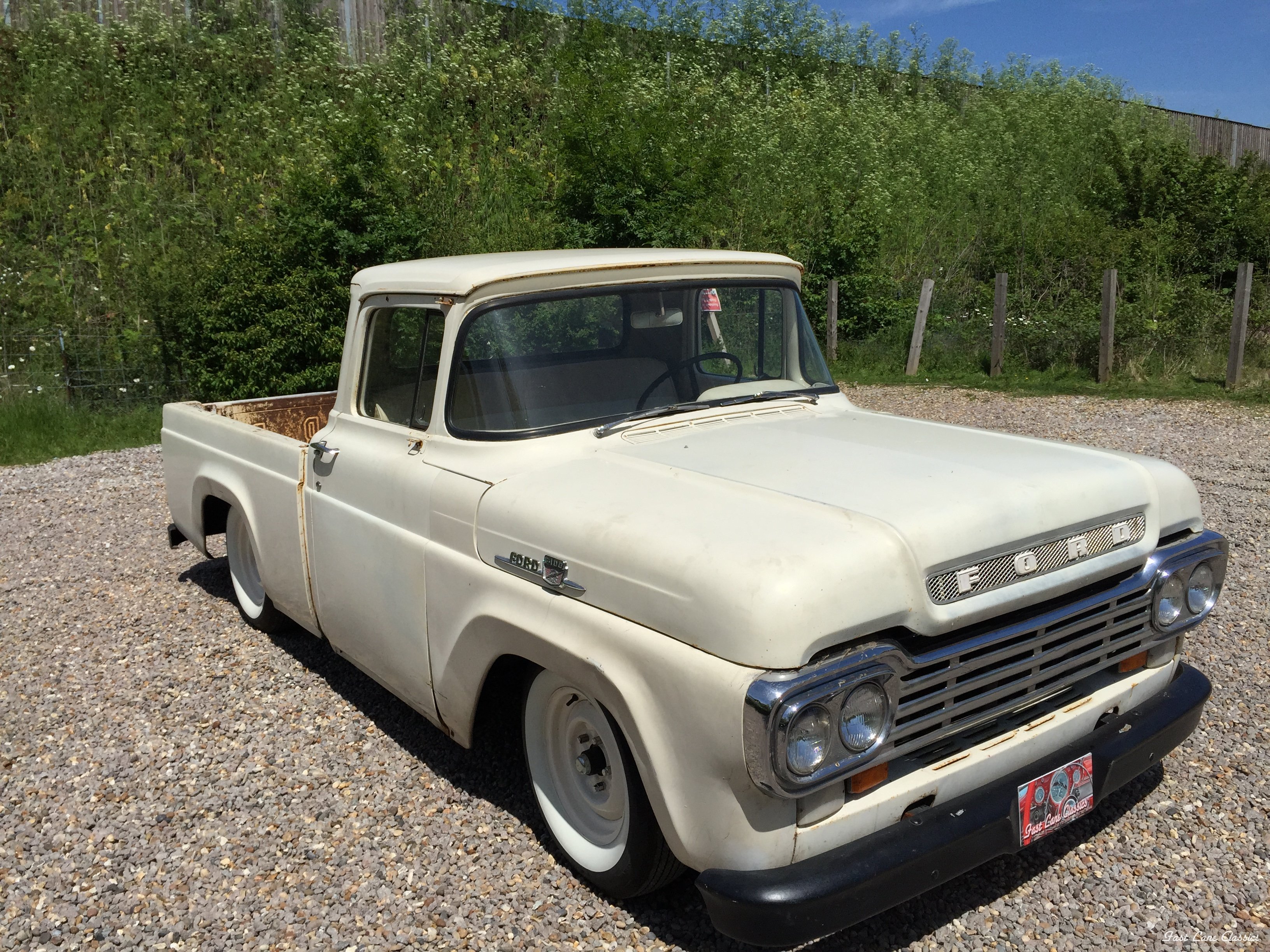 white 59 f100 013